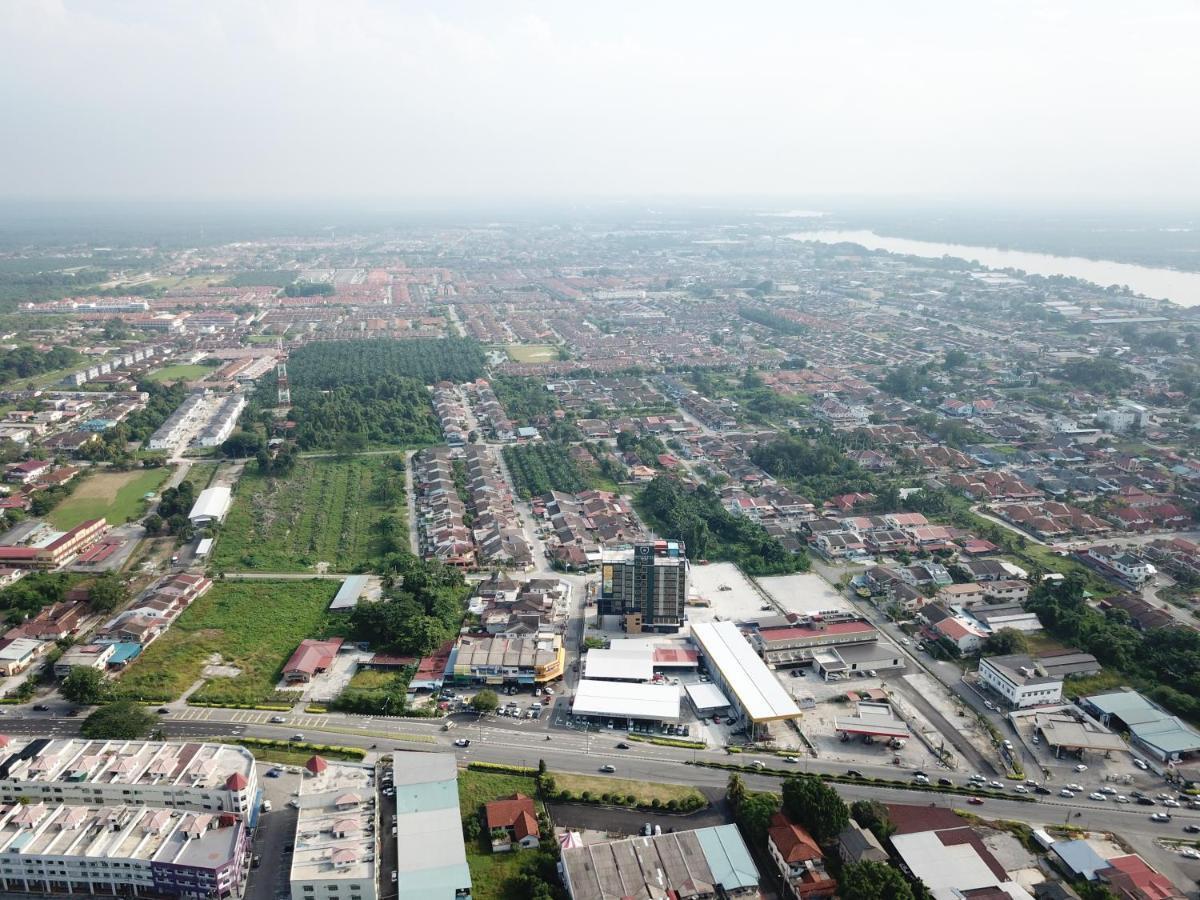 Rivertel Teluk Intan Buitenkant foto